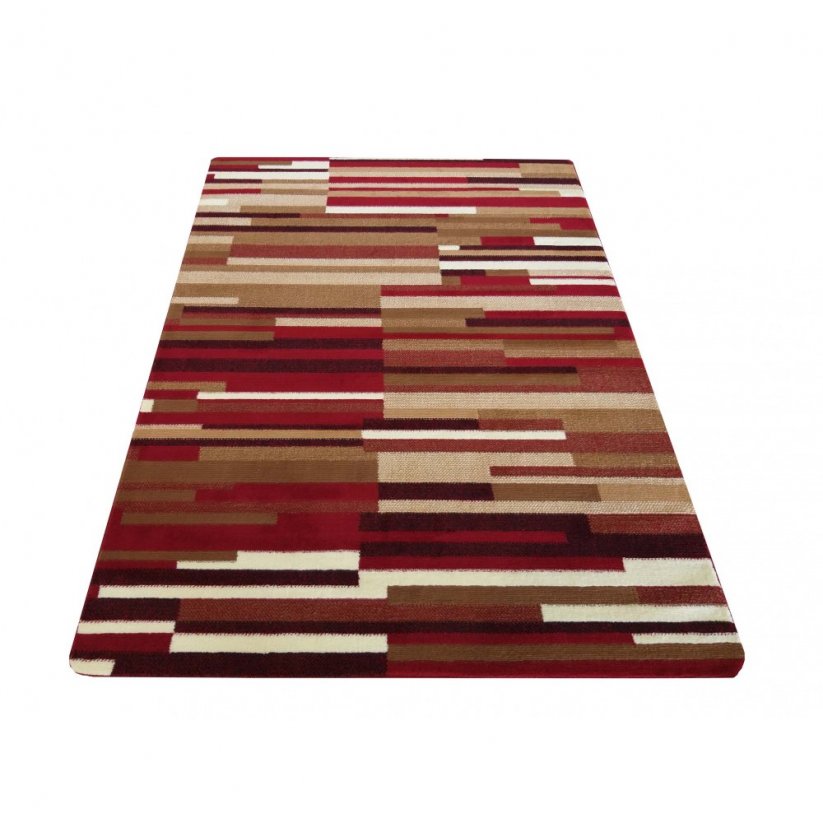Originální koberec do ložnice v červené barvě