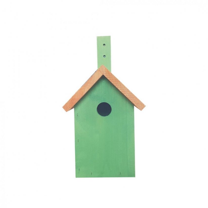Zelená dřevěná budka pro hnízdění ptáků
