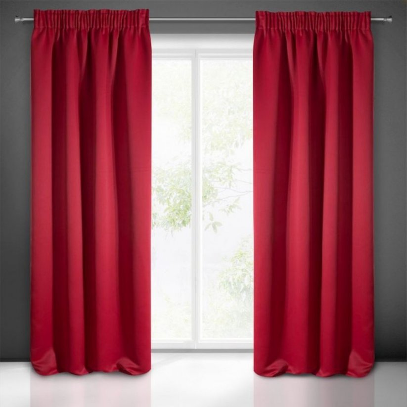 Luksuzna rdeča zatemnitvena zavesa 135 x 270 cm