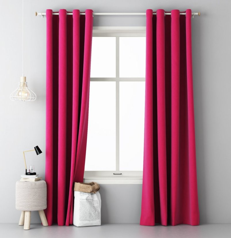 Štýlové závesy ružovej farby 