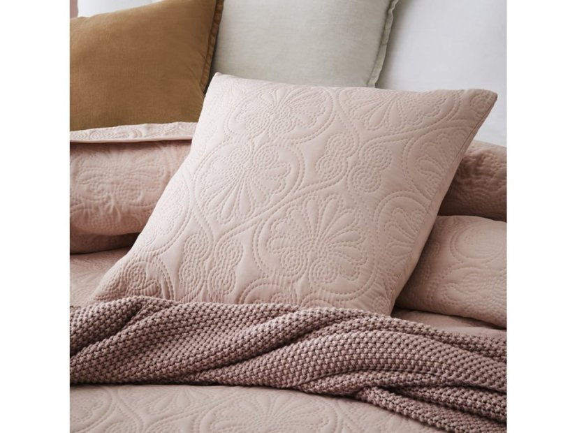 Krásna púdrovo rúžová dekoračná obliečka na vankúš 45 x 45 cm