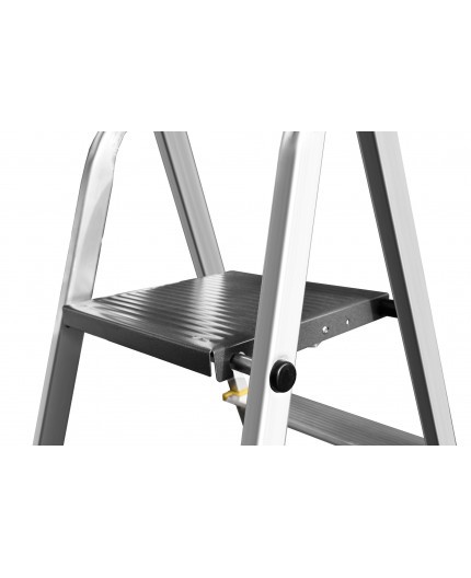 Hliníkový rebrík s 6 schodíkmi a nosnosťou 150 kg