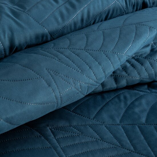 Moderní přehoz na postel Boni tmavě modrý
