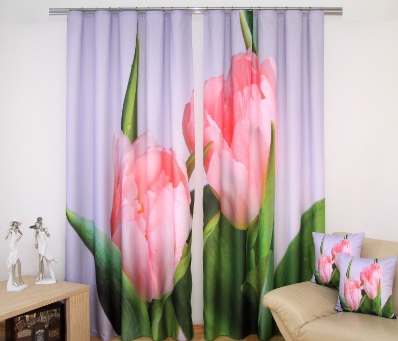 Zöld ablakdrapéria rózsaszín tulipán motívummal