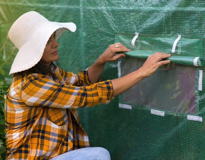 Vrtni rastlinjak 2 mx 3 m