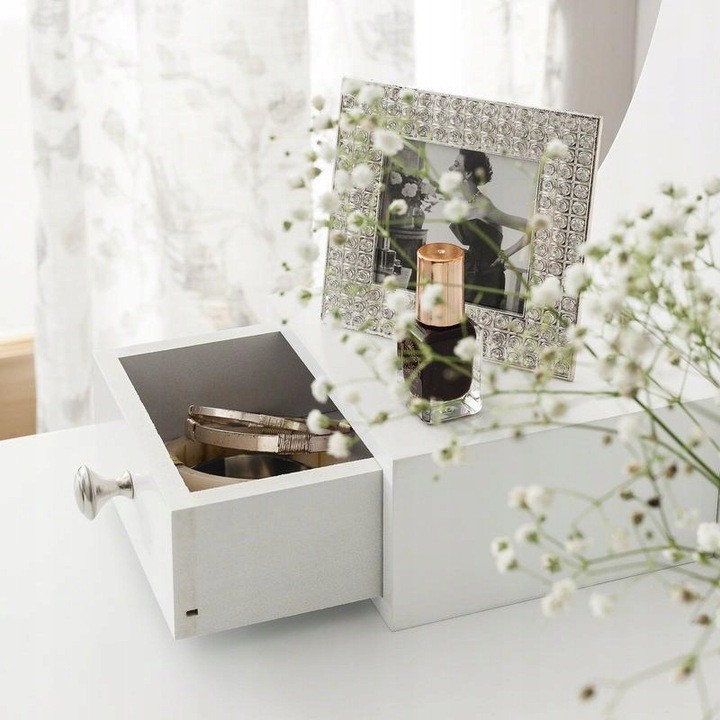 Toilette con cassettone