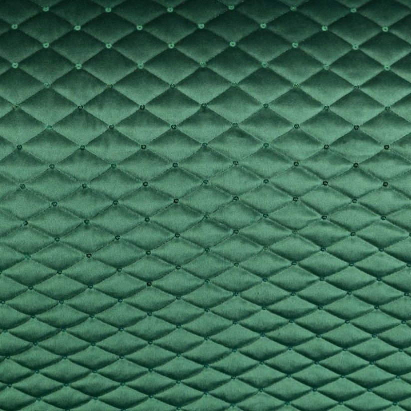 Zelený prešívaný prehoz na posteľ zdobený flitrami