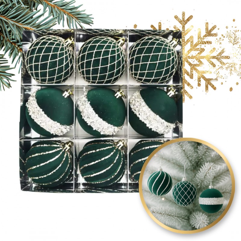 Set mit 9 Weihnachtskugeln aus Samt in der Trendfarbe Smaragd