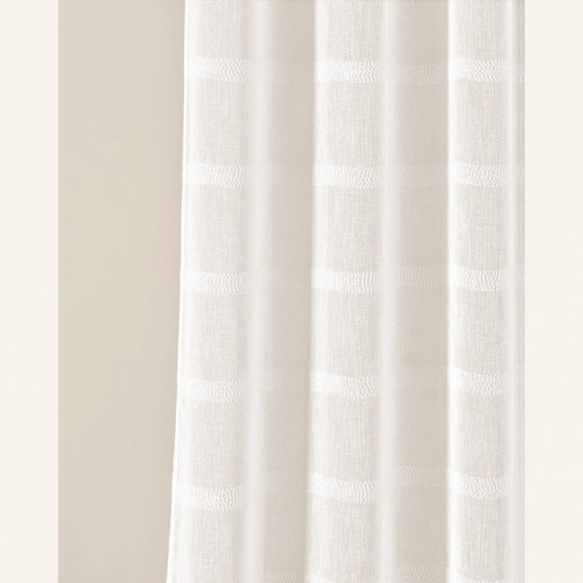 Мека кремава завеса Maura с окачване на кръгове 250 x 250 cm