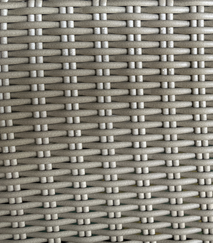 Záhradné relaxačné ratanové kreslo s podnožkou