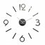Sodobna stenska ura v črni barvi