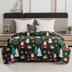 Prešívaný vianočný prehoz so Santa Clausom – zelený dekoračný prehoz na posteľ