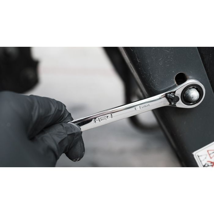 Chiavi combinate con cricchetto e interruttore, set di 12, 8 - 19 mm, custodia morbida 09-345 NEO