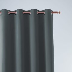 Sötét szürke függöny Aura ezüst karikákkal 180 x 280 cm