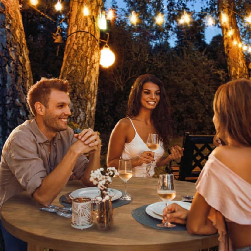 Akácfából készült összecsukható bárasztal