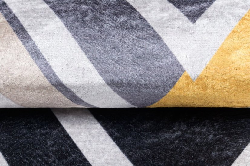 Unverwechselbarer Trendteppich mit geometrischem Muster