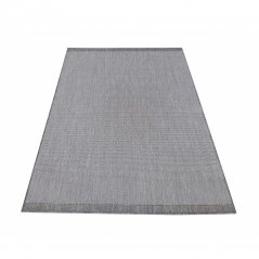Jednostavan i elegantan sivi glatki tepih za svestranu upotrebu
