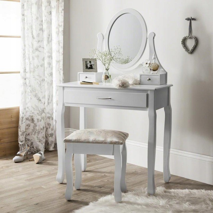 Toilette con cassettone