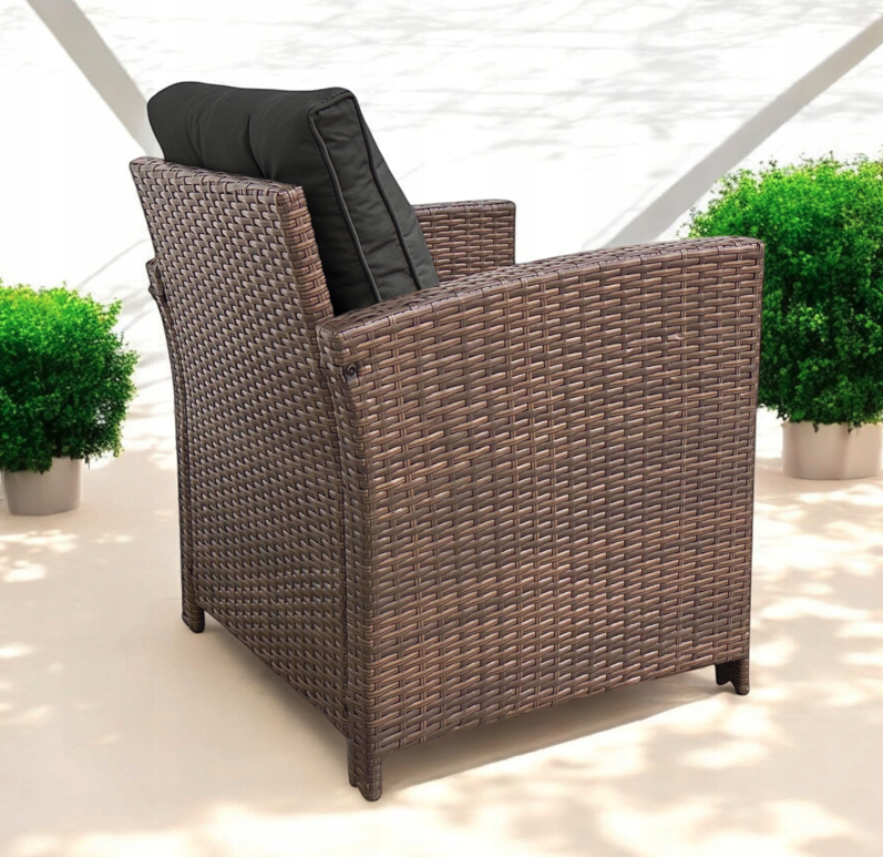 Két kerti fotelből álló garnitúra technoratánból SFS020-SC - barna + szürke párna