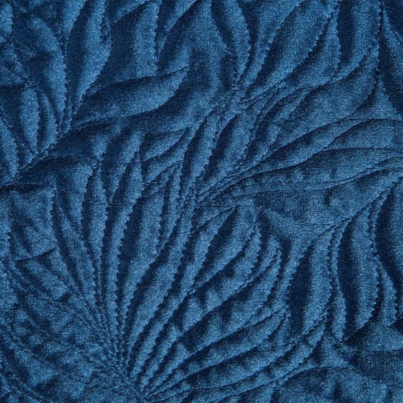 Kvalitní přehoz v tmavě modré barvě na manželskou postel 220 x 240 cm