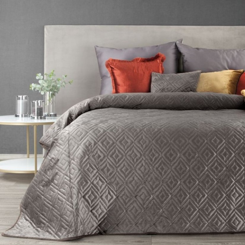 Copriletto trapuntato beige con motivo geometrico - Misure: Larghezza: 220 cm | Lunghezza: 240 cm