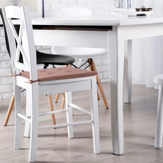 Bársony ülőpárna szegéllyel