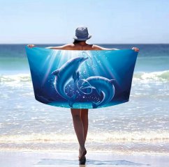 Плажна кърпа с делфини
