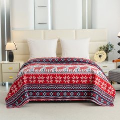 Prešívaný vianočný prehoz na posteľ so sobmi