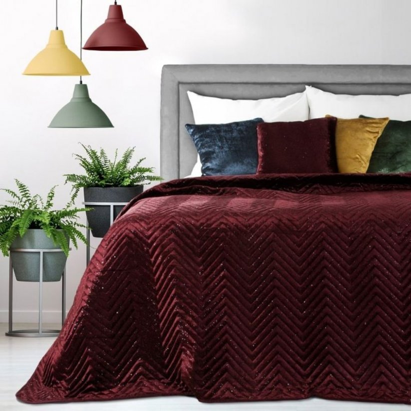Luxus ágytakaró bordó színben