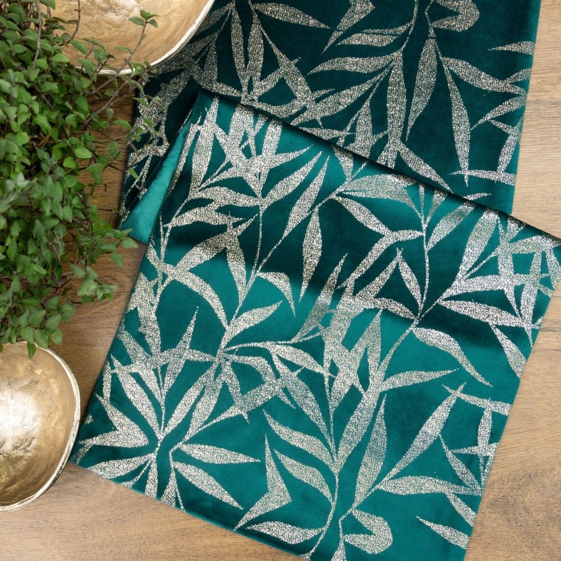 Zamatový stredový obrus s potlačou tyrkysovej farby