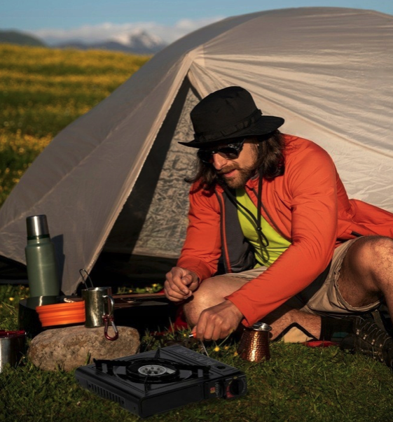 Turistický plynový vařič na kartuše