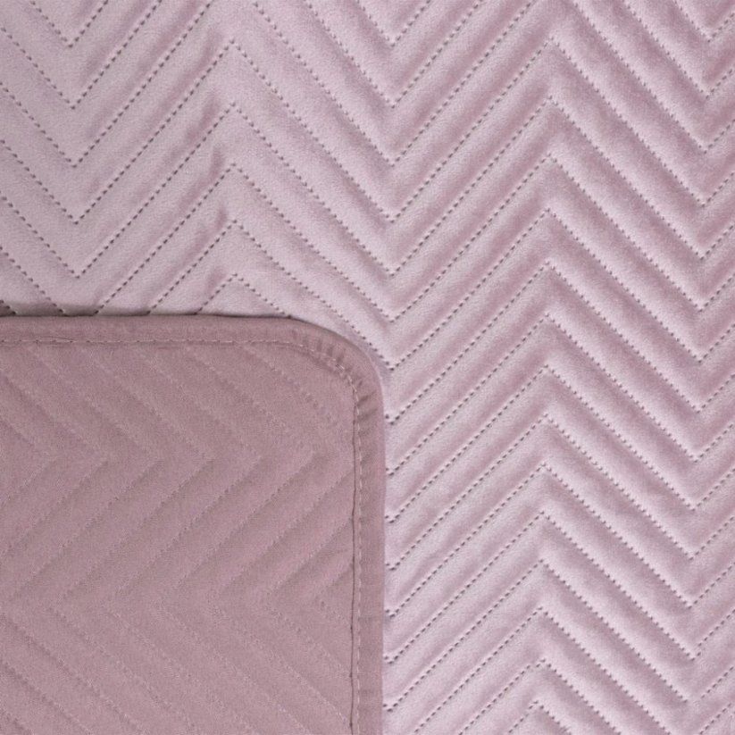 Dekoračný obojstranný prehoz na posteľ púdrovo ružovej farby