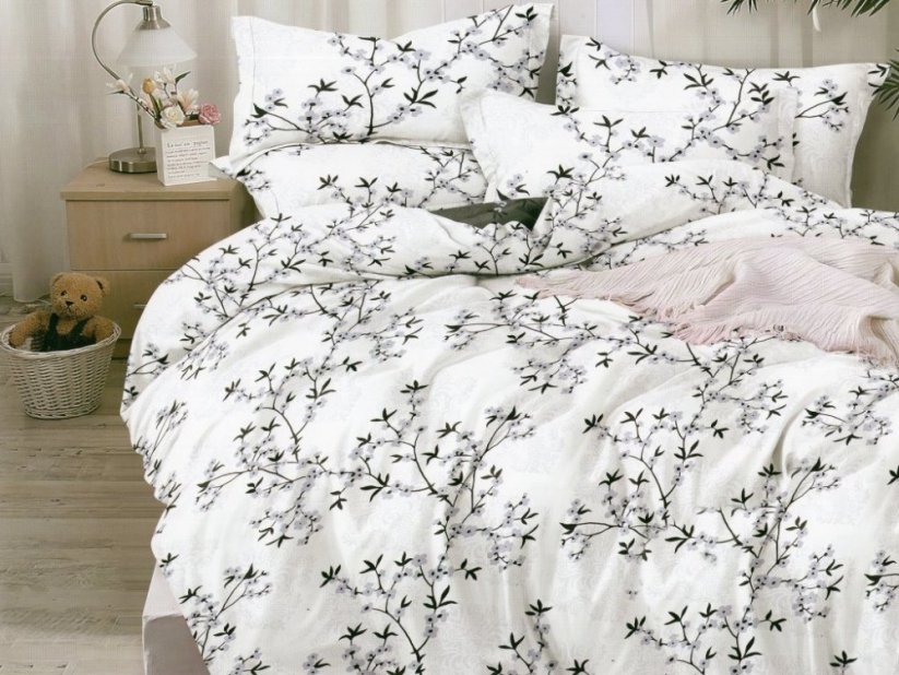 Lenjerie de pat albă cu un motiv de flori de copac