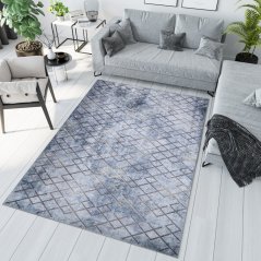 Интересен модерен килим с неправилен модел