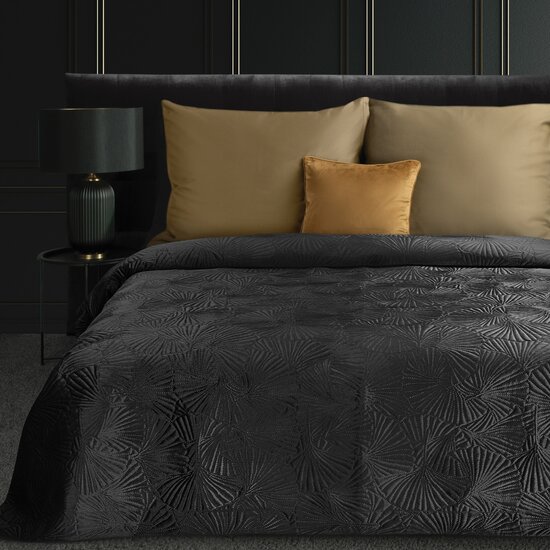 Čierny prehoz na posteľ z jemného zamatu s potlačou listov ginka - Rozmer: Šírka: 220 cm | Dĺžka: 240 cm