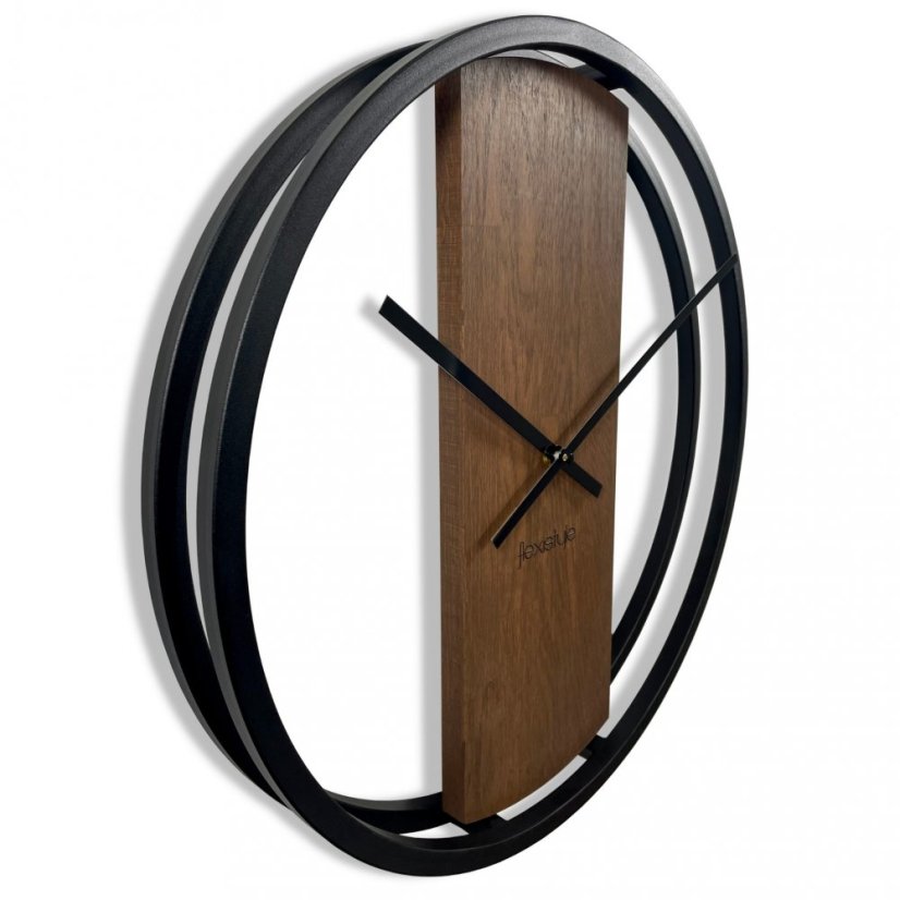 Braune Wanduhr aus Holz mit Durchmesser 50cm