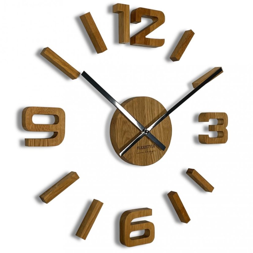 Unikátne drevené hodiny na stenu vo farbe dub
