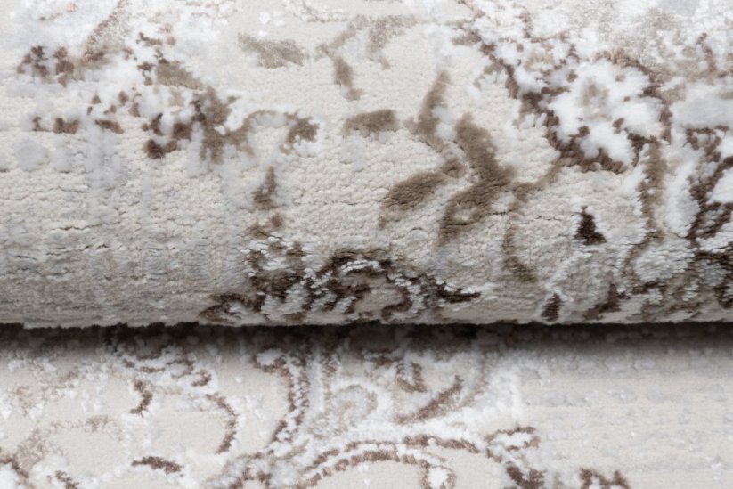 Světle krémově šedý vintage designový koberec se vzory