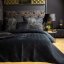 Kiváló minőségű fekete ágytakaró VICTORIA finom bársonyból készült VICTORIA 