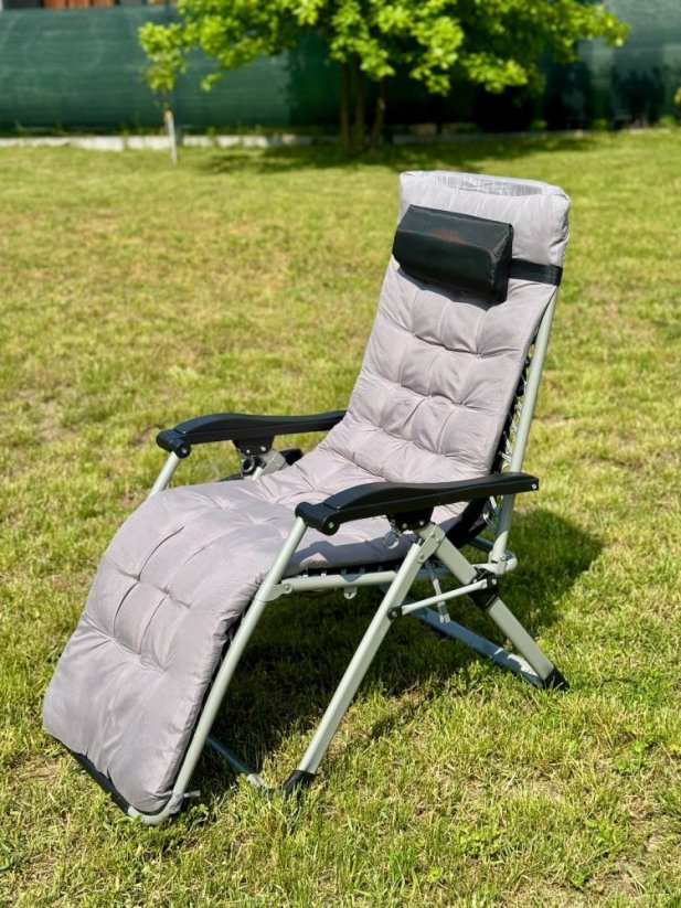 Skladacie záhradné ležadlo OM-357990 s držiakom na nápoje - sivé