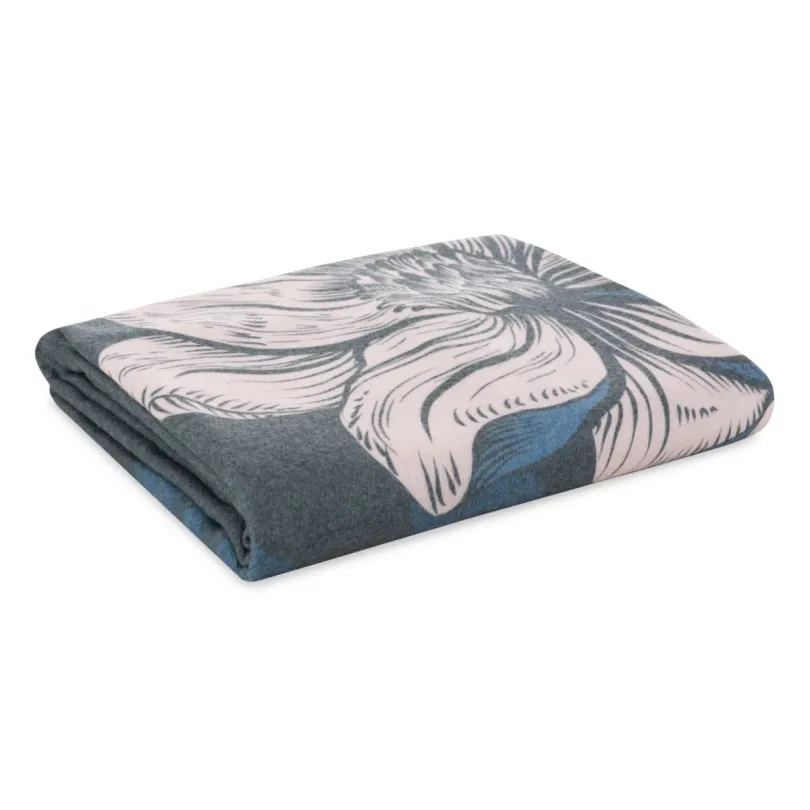 Luxusná akrylová deka s výrazným motívom kvetov - modrá