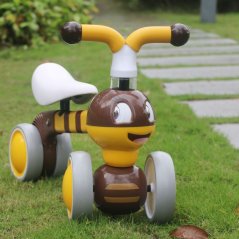 Balančný bicykel roztomilá včielka 