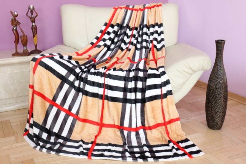Teplá deka čierno béžovej farby s kockovaným vzorom