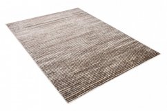 Moderan tepih u smeđim nijansama s tankim prugama