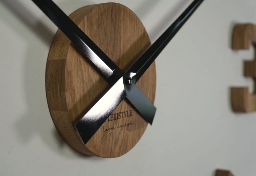 Große selbstklebende Uhr aus Eichenholz 130cm