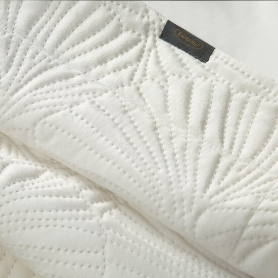 Bijeli prekrivač od finog baršuna s printom lišća gingka