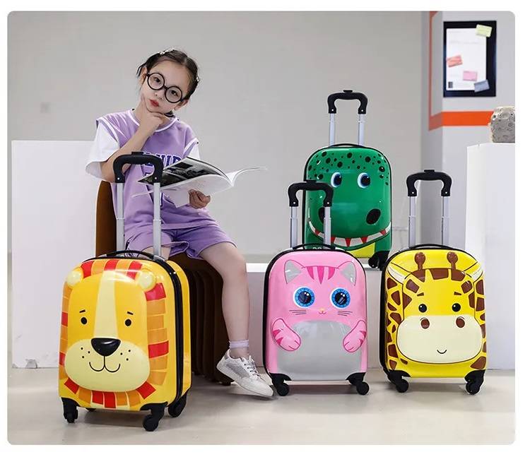 Dětské cestovní pouzdro 3D se žirafou 29l