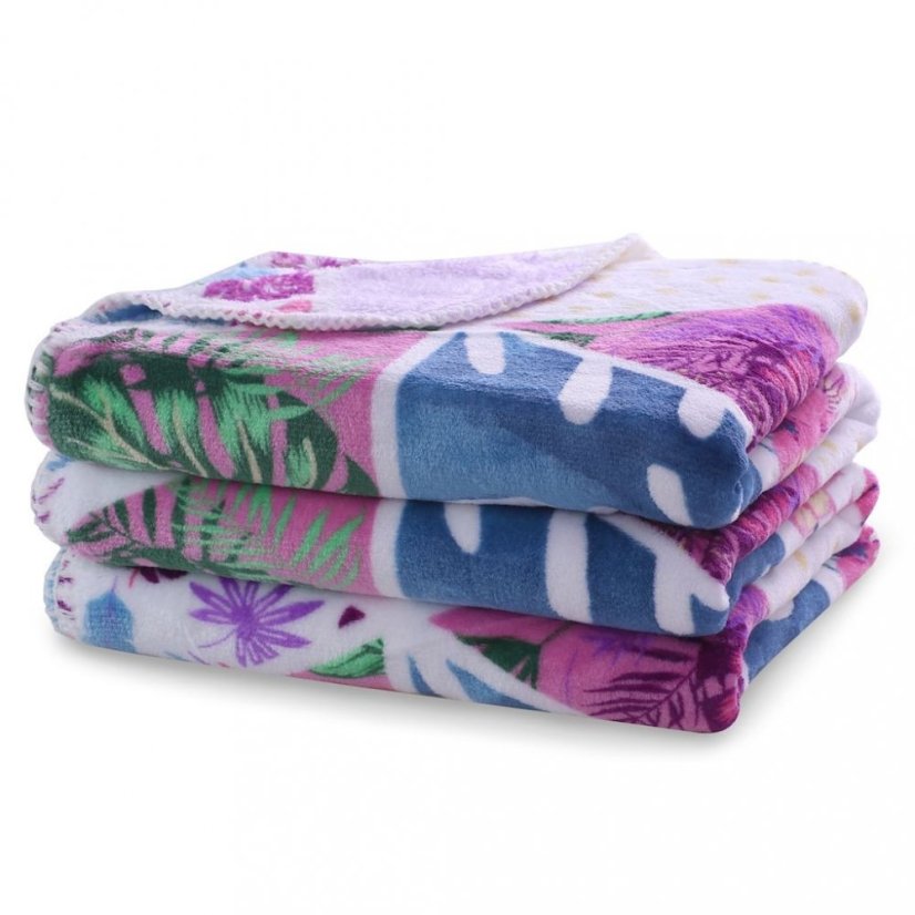 Kvalitná farebná deka z mikrovlákna