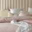 Svetlo ružový prehoz na posteľ Molly s volánom 170 x 210 cm