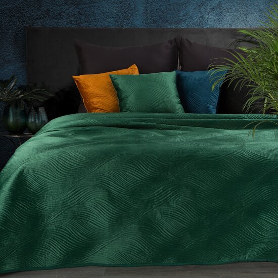 Minőségi steppelt ágytakaró sötétzöld színben - Méret: Szélesség: 170 cm | Hossz: 210 cm